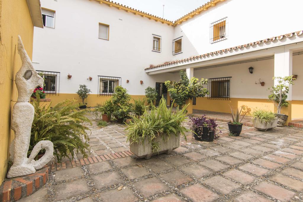 Albergue Inturjoven Marbella Buitenkant foto