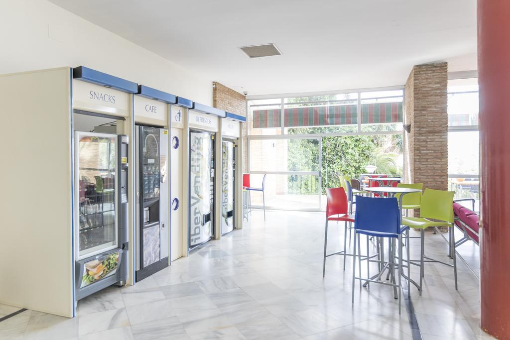 Albergue Inturjoven Marbella Buitenkant foto